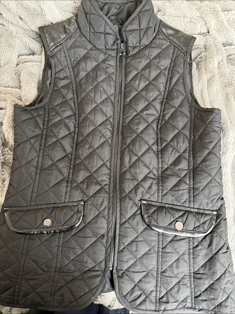 Metric Knits Quilted Sleeveless Puffer Vest - Black S